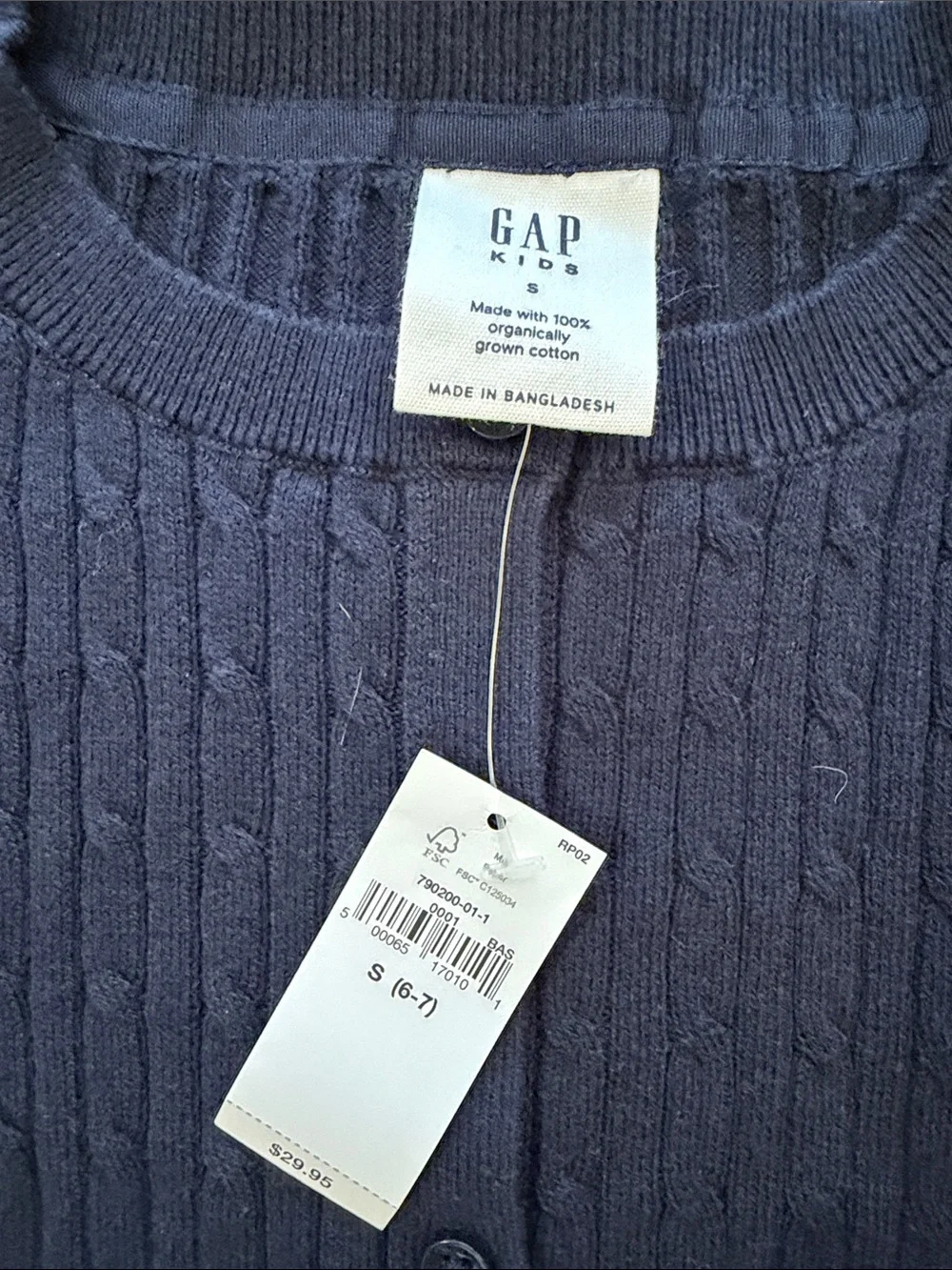 GAP women cable